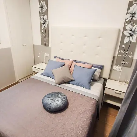 Orlando Tenerife Sur Dumbo * Costa Adeje (Tenerife)